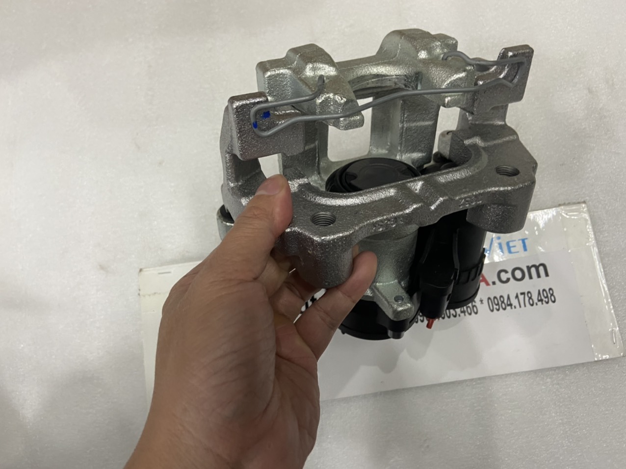 Cụm gông phanh xe Honda Civic 2016-2023